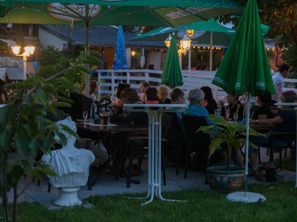 Gasthaus Zum Loewen - Restaurant Akropolis Хаузах Екстериор снимка