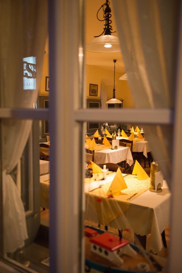 Gasthaus Zum Loewen - Restaurant Akropolis Хаузах Екстериор снимка