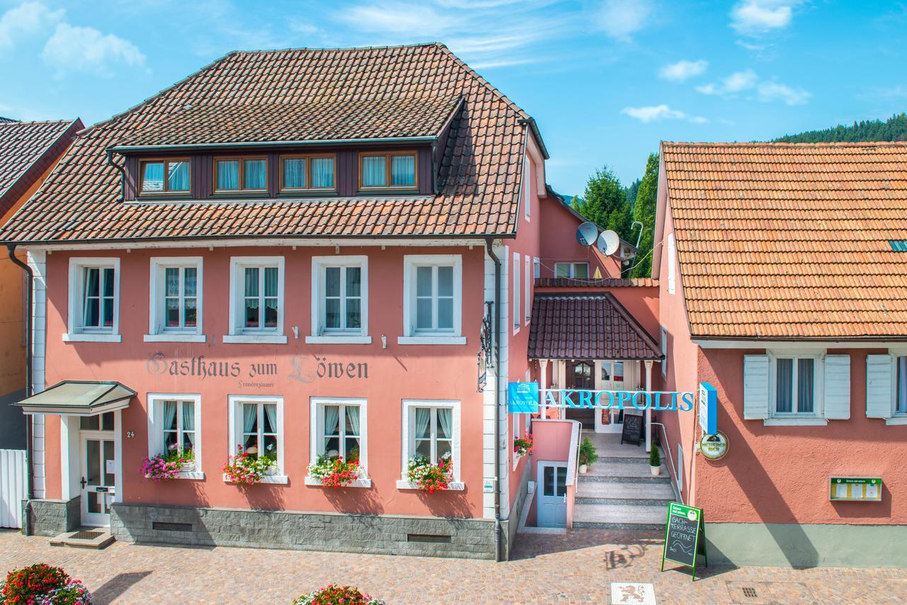 Gasthaus Zum Loewen - Restaurant Akropolis Хаузах Екстериор снимка